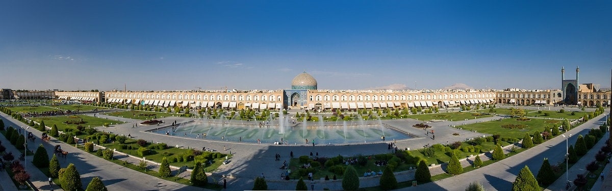 Esfahan Tourist Attractions→Great Tourist sites to see in Esfahan
